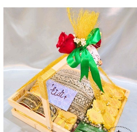 Festive Wooden Crate Hamper